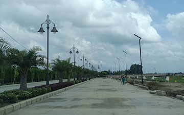 Plot For Sale in Huda Sector 11