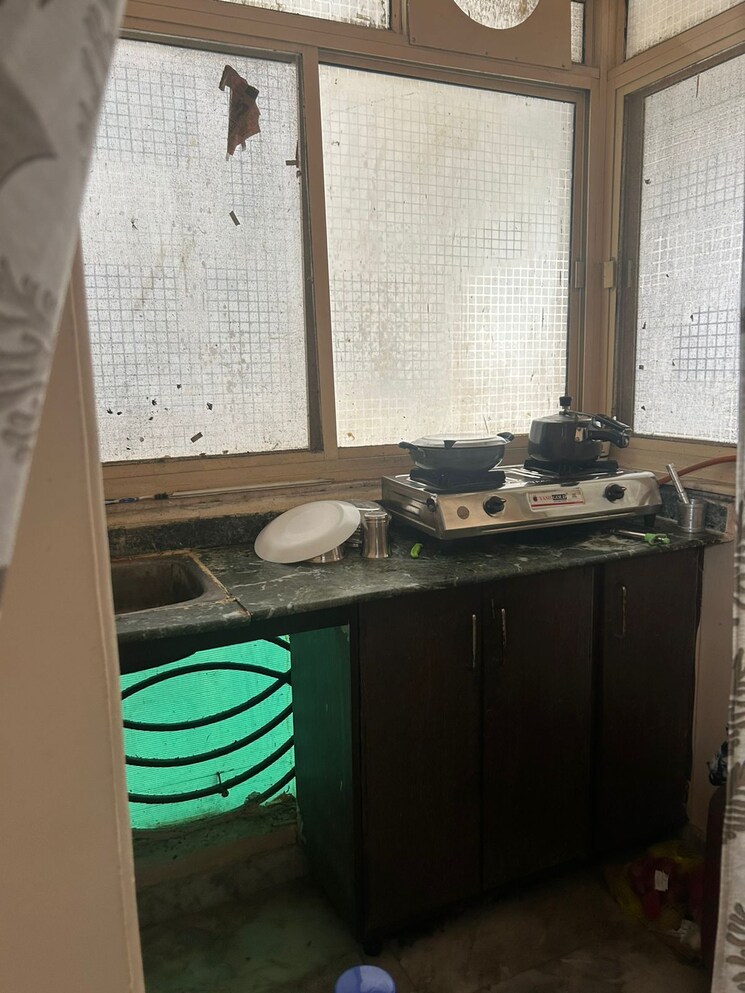 Kitchen, indrapuram 1 RK 400 Sq.Ft. Apartment In Indrapuram Ghaziabad 9116910