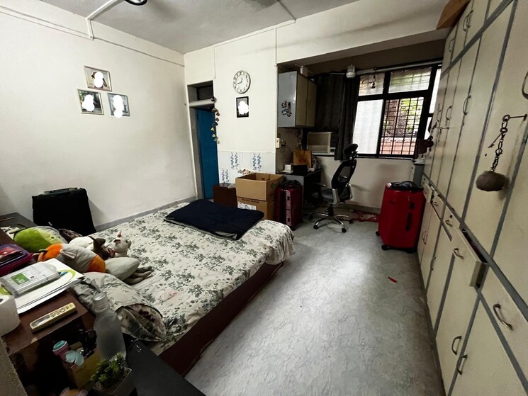 Living Room, vile parle east 2 Bedroom 750 Sq.Ft. Apartment In Vile Parle East Mumbai 9116924