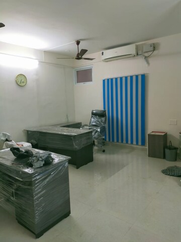  Office Space For Rent in Rs Puram