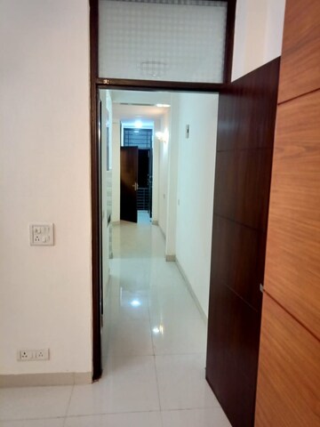 Building Lobby in 1 BHK Builder Floor at Malviya Nagar – for Rent