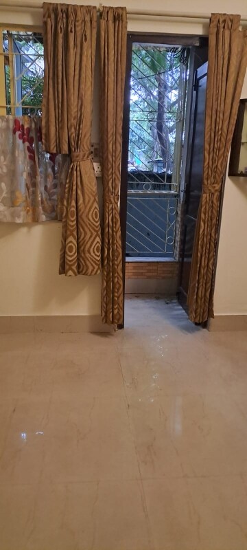 Room in 2 BHK Apartment at Anik One Rajarhat, Rajarhat – for Rent