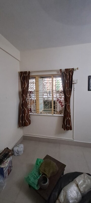 Room in 2 BHK Apartment at Anik One Rajarhat, Rajarhat – for Rent