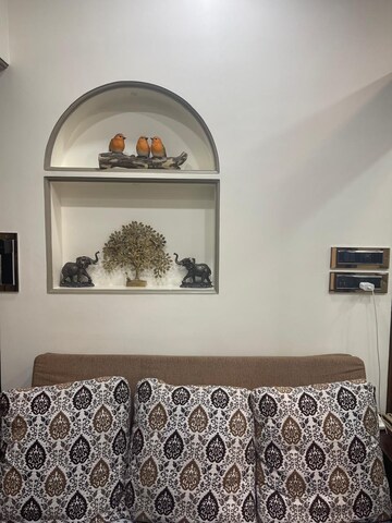 Furnished Amenities in 1 RK Apartment at Siddhi Prabha CHS, Prabhadevi – for Rent