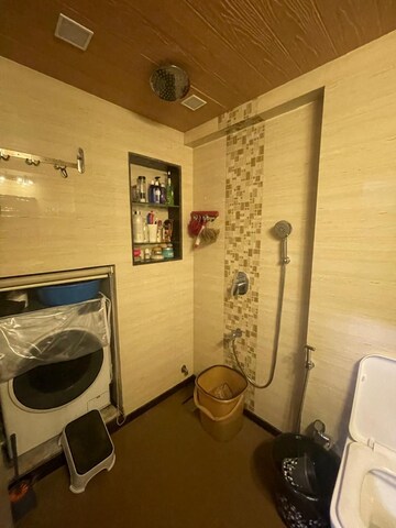 Team Area in 1 RK Apartment at Siddhi Prabha CHS, Prabhadevi – for Rent