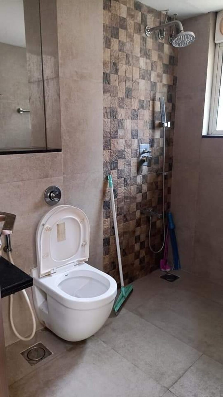 Bathroom, omkar-meridia 2 Bedroom 741 Sq.Ft. Apartment In Kurla West Mumbai 9117143