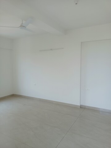 Room in 2 BHK Apartment at Kalyani Nagar – for Sale