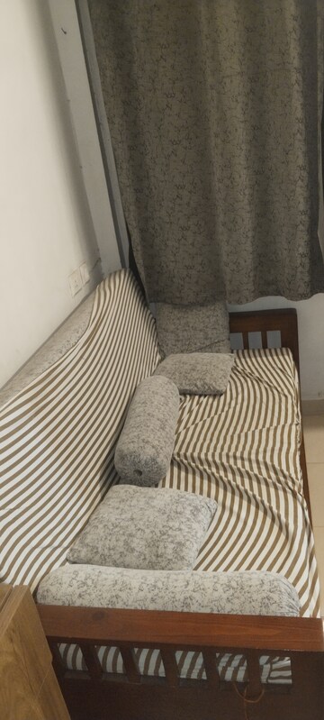 1 BHK Apartment For Rent in Auric City Homes, Sector 82