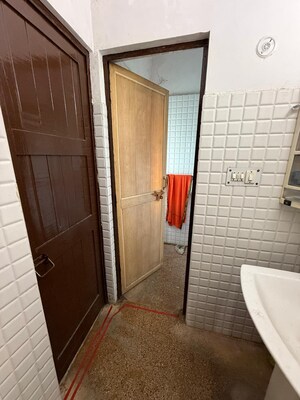 Bathroom in 3.5 BHK Apartment at Mayur Vihar 1 – for Sale