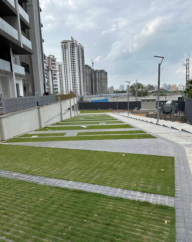 Swimming Pool, aparna-luxor-park 4 Bedroom 3165 Sq.Ft. Apartment In Kondapur Hyderabad 9117204