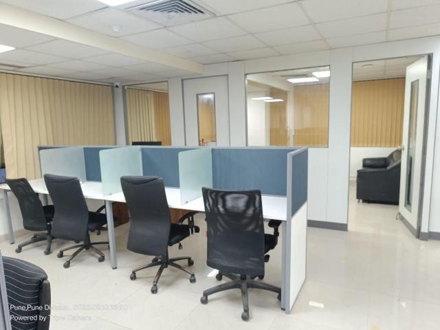 Office Space For Rent in Commercial Complex 