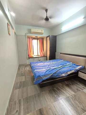 Bedroom in 2 BHK Apartment at Yash Evershine, Malad West – for Rent