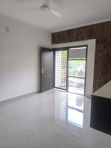 3.5 BHK Apartment For Rent in Vasant Kunj
