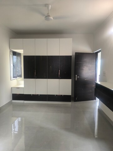 Living Room in 3.5 BHK Apartment at Vasant Kunj – for Rent