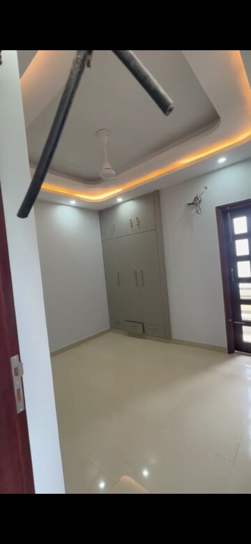 Room in 3 BHK Builder Floor at Fidato Honour Homes, Sector 89 – for Rent