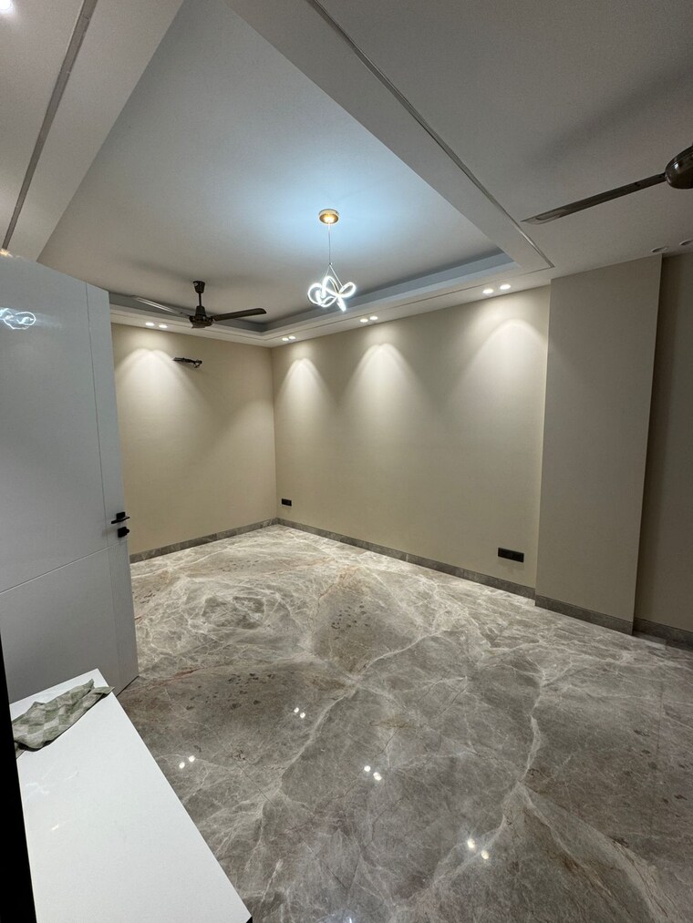 Living Room, janakpuri 3 Bedroom 1360 Sq.Ft. Builder Floor In Janakpuri Delhi 9117247