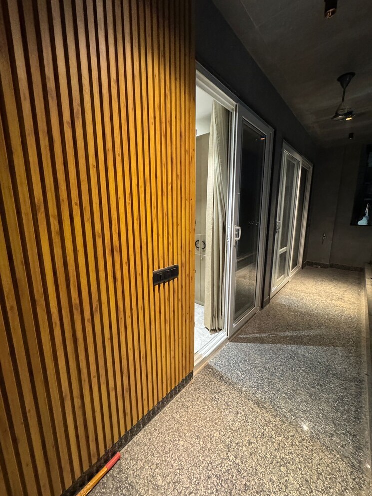 Balcony, janakpuri 3 Bedroom 1360 Sq.Ft. Builder Floor In Janakpuri Delhi 9117247