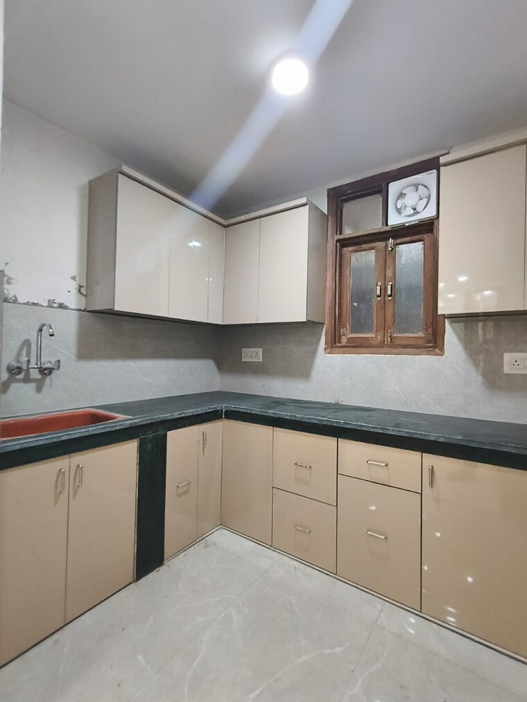 Kitchen, nidhi-exclusive-floors 3 Bedroom 1300 Sq.Ft. Apartment In Mehrauli Delhi 9117252