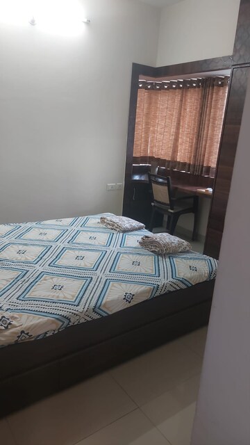 Bedroom in 3 BHK Apartment at Cybercity Rainbow Vistas, Hi Tech City – for Rent