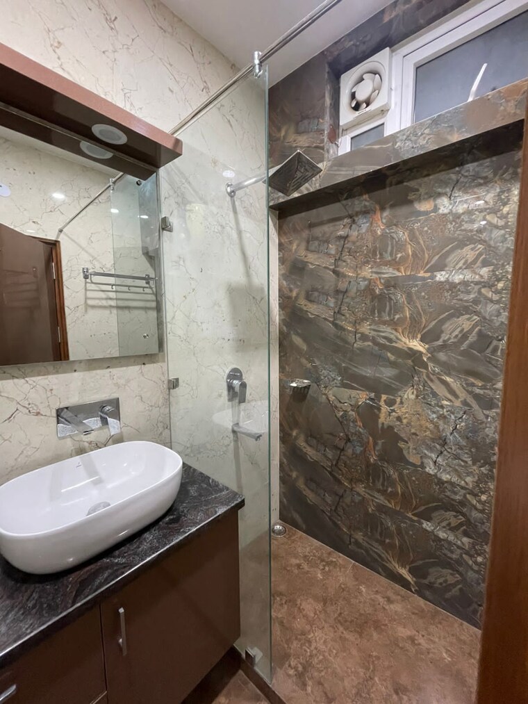 Bathroom, sector 23 dwarka 1 Bedroom 475 Sq.Ft. Apartment In Sector 23 Dwarka Delhi 9117270