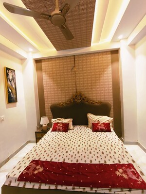 Bedroom in 2 BHK Builder Floor at Aimnabad – for Sale