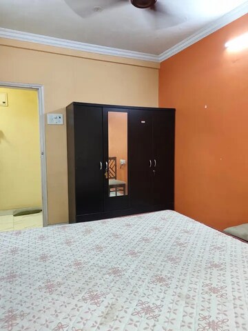 Room in 2 BHK Apartment at Ankur CHS Goregaon , Goregaon West – for Rent