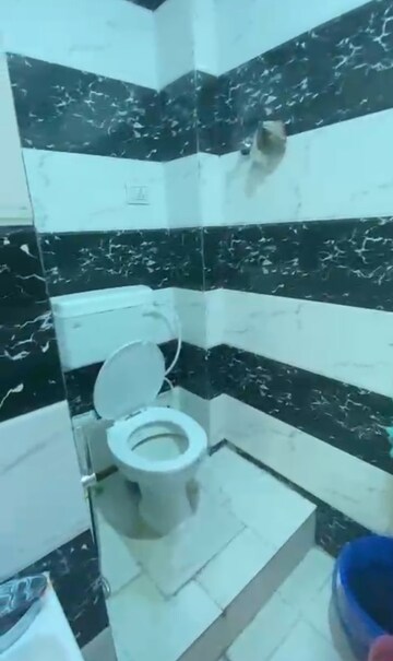 Bathroom in 1.5 BHK Builder Floor at New Ashok Nagar – for Rent