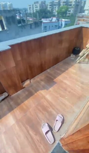 Furnished Amenities in 1.5 BHK Builder Floor at New Ashok Nagar – for Rent
