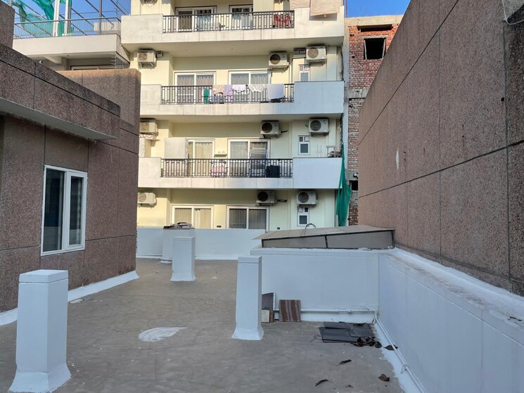 Kitchen, nirvana-country-birch-court 3.5 Bedroom 2100 Sq.Ft. Villa In Sector 50 Gurgaon 9117329