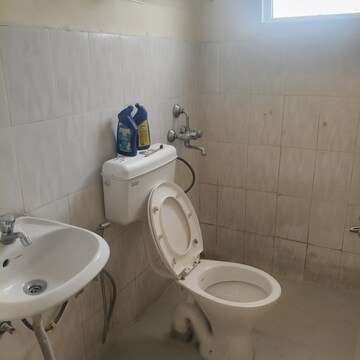 Bathroom in 2 BHK Apartment at ROF Aalayas, Sector 102 – for Rent