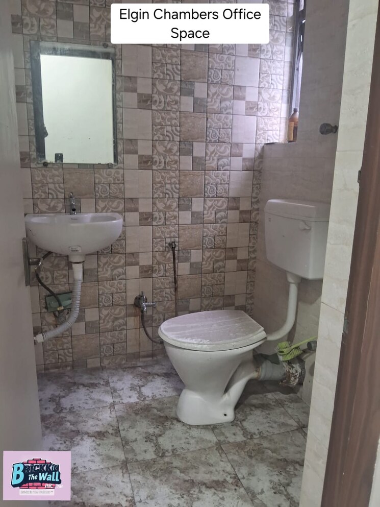 Bathroom, elgin road Commercial Office Space 2340 Sq.Ft. In Elgin Road Kolkata 9117428