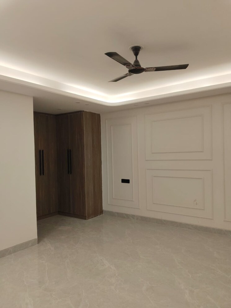Room, vasant kunj 6+ Bedroom 1000 Sq.Yd. Independent House In Vasant Kunj Delhi 9117431