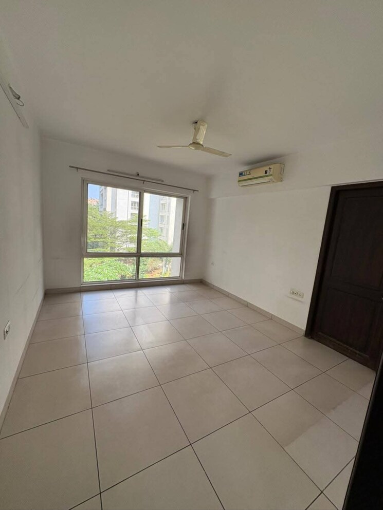 Master Bedroom, marvel-isola 3.5 Bedroom 2100 Sq.Ft. Apartment In Mohammadwadi Pune 9117433