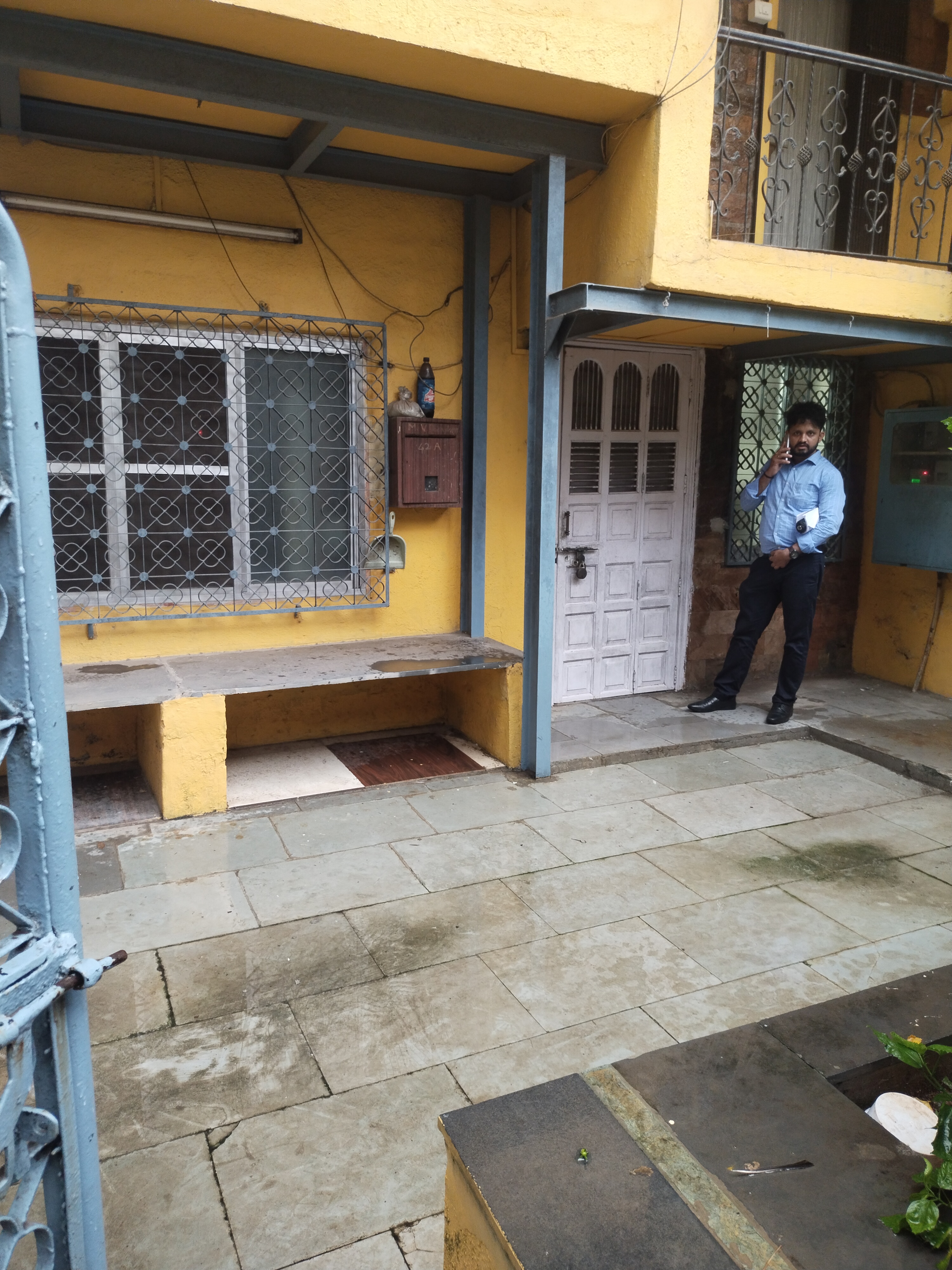 2 BHK + Study Room Villa For Rent in Kurla Kamgar CHS