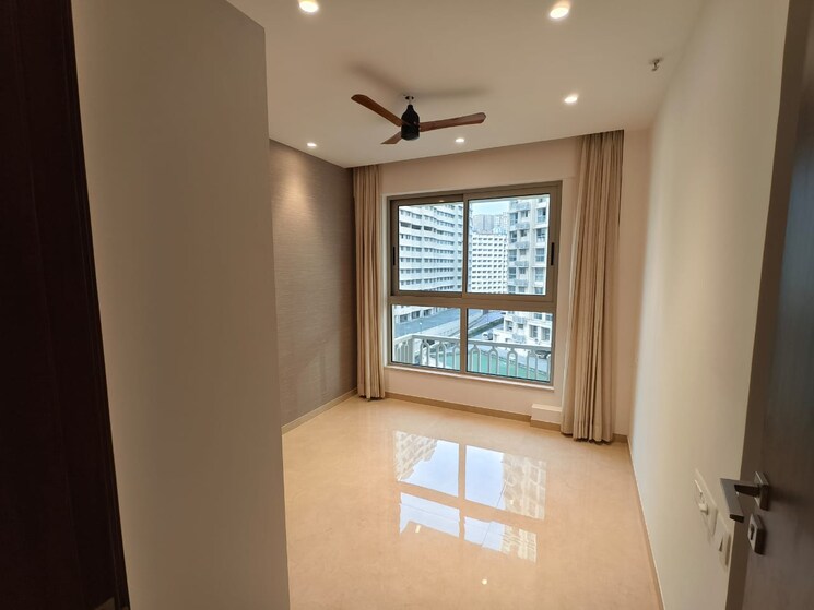 Attached Bathroom, hiranandani-highland 3 Bedroom 785 Sq.Ft. Apartment In Powai Mumbai 9117449