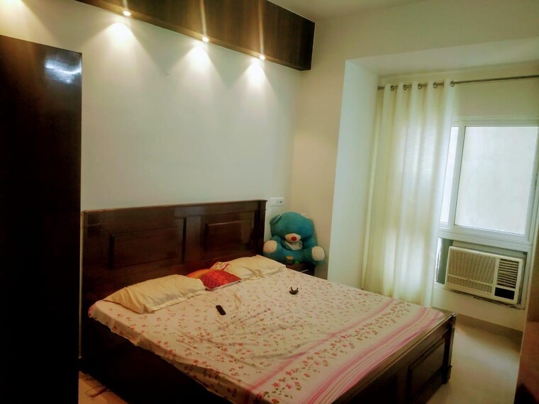 Bedroom, skytech-matrott 2 Bedroom 1015 Sq.Ft. Apartment In Sector 76 Noida 9117457