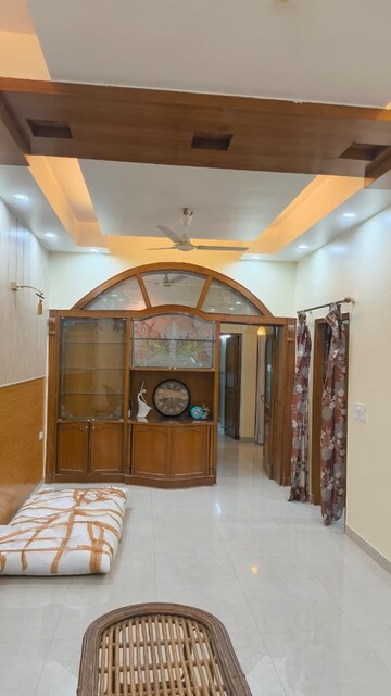 Living Room in 2.5 BHK Builder Floor at Janakpuri – for Rent