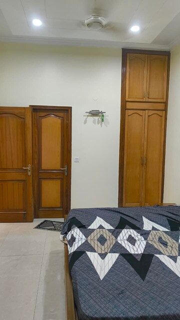 Bedroom in 2.5 BHK Builder Floor at Janakpuri – for Rent
