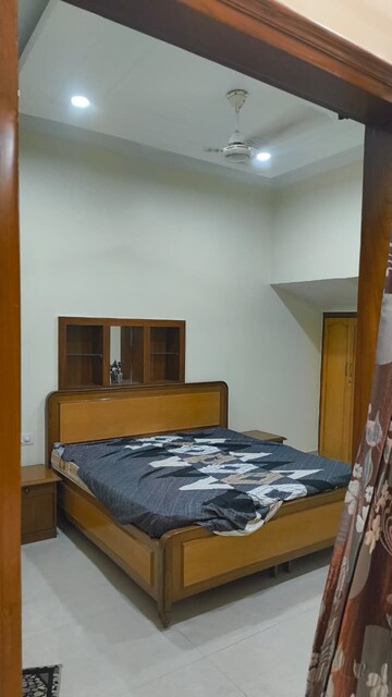 Bedroom in 2.5 BHK Builder Floor at Janakpuri – for Rent