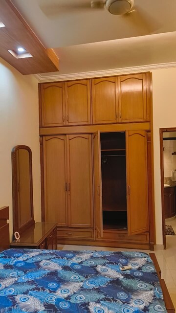 Bedroom in 2.5 BHK Builder Floor at Janakpuri – for Rent