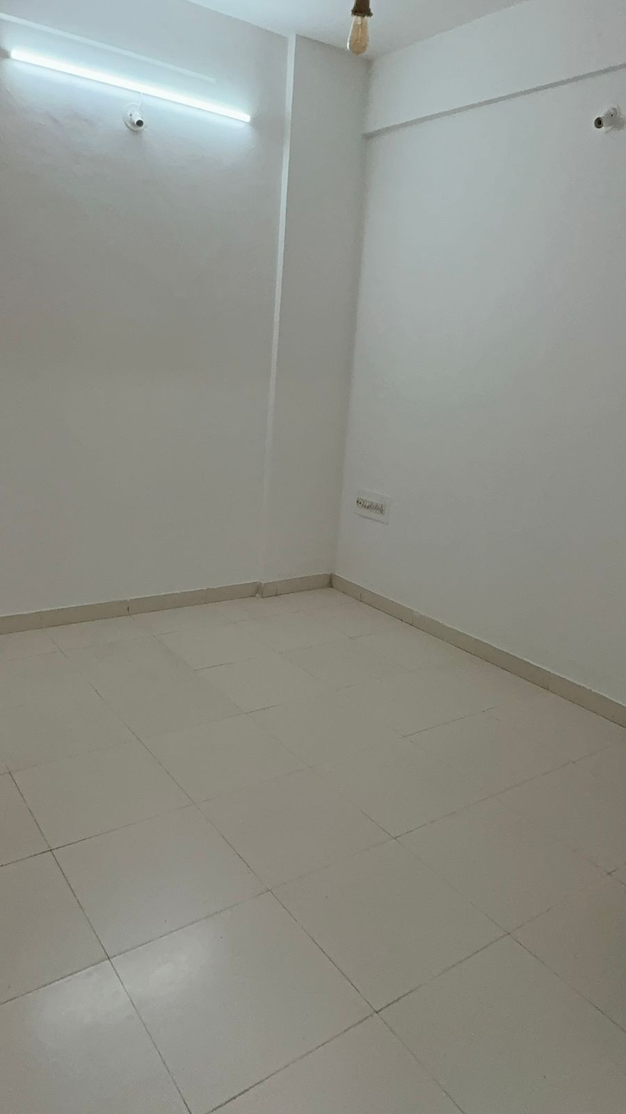 2 BHK Apartment For Rent in United Marvel