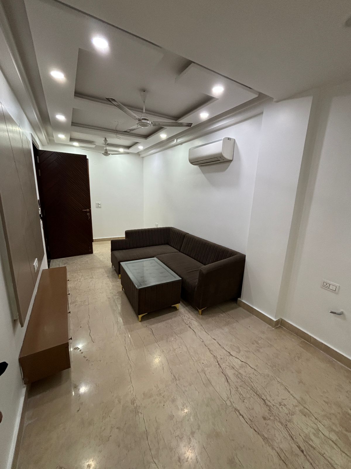 2 BHK Builder Floor For Sale in C Block Janakpuri