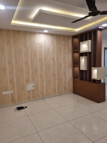 Room in 3 BHK Apartment at Aparna Sarovar Zenith, Nallagandla – for Rent