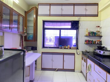 Team Area in 1 BHK Apartment at Sudarshan Heritage, Magarpatta City – for Rent