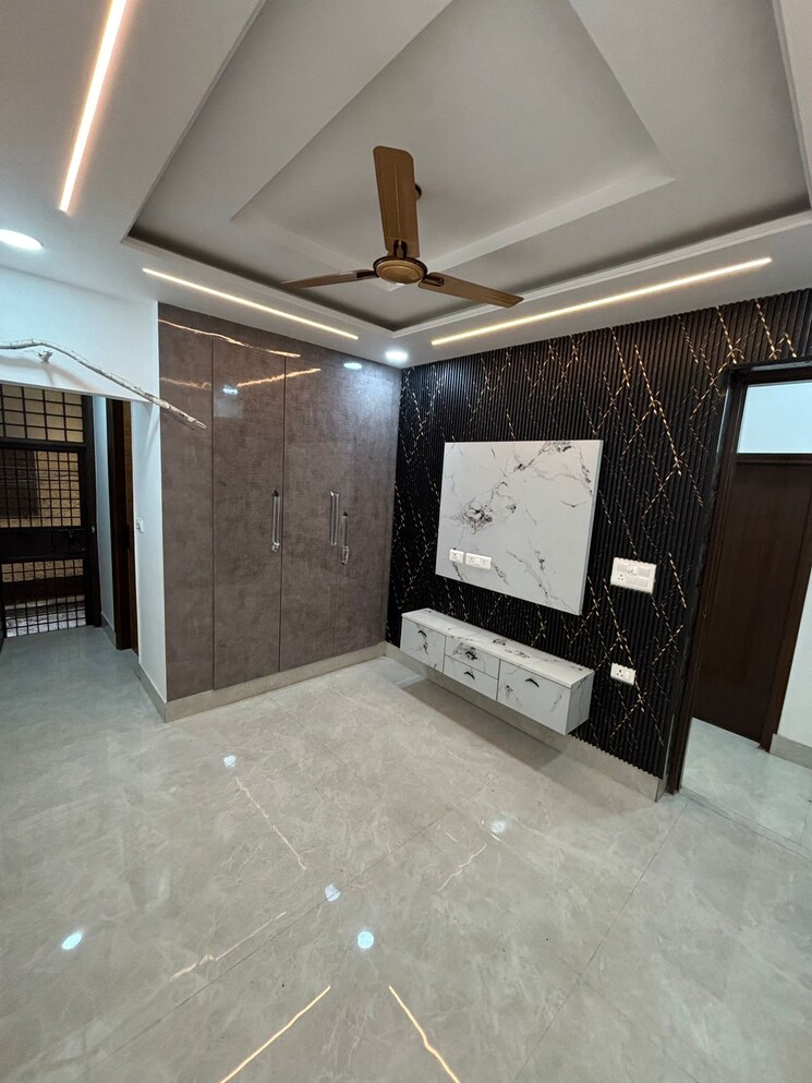 Bedroom, janakpuri 3 Bedroom 1125 Sq.Ft. Apartment In Janakpuri Delhi 9117537