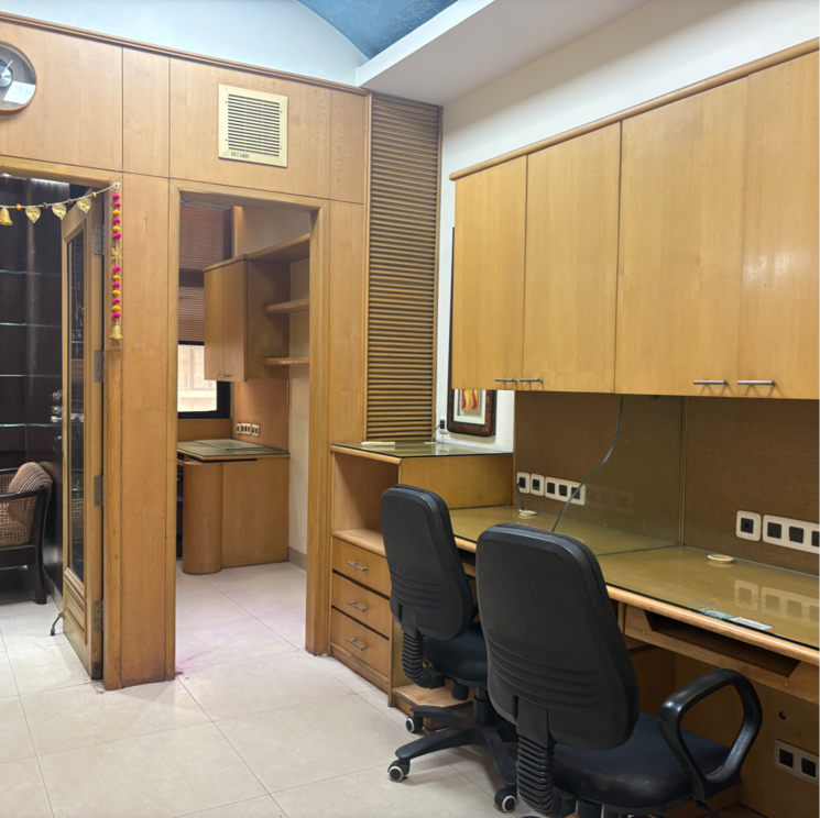 Living Room, netaji subhash place Commercial Office Space 620 Sq.Ft. In Netaji Subhash Place Delhi 9117551