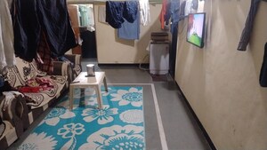 Room in 2 BHK Apartment at Viman Nagar – for Sale