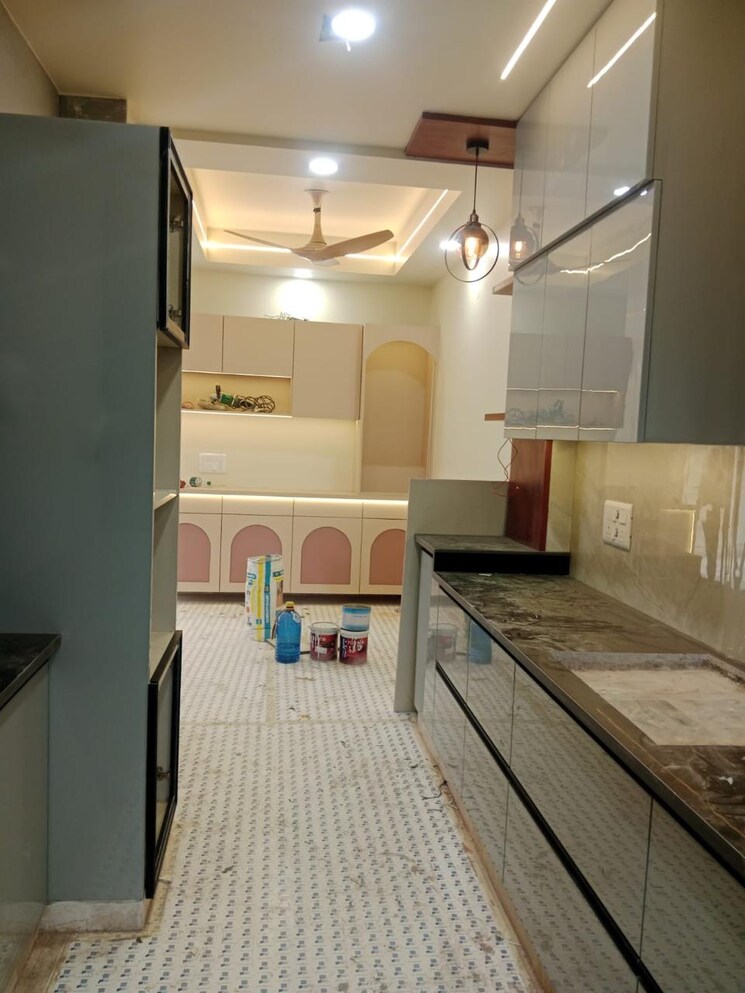 Kitchen, janakpuri 4 Bedroom 2050 Sq.Ft. Builder Floor In Janakpuri Delhi 9117555