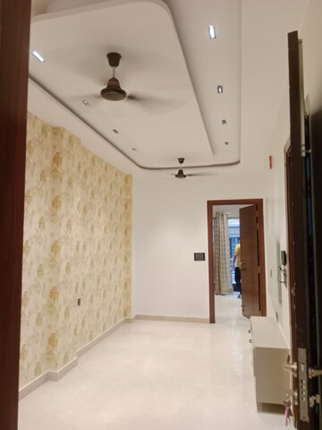 Living Room in 2 BHK Builder Floor at Janakpuri – for Rent