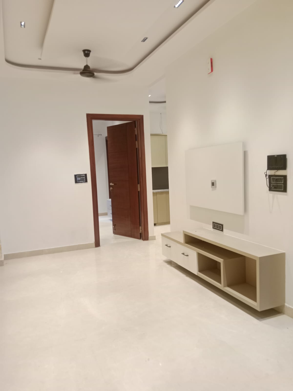 2 BHK Builder Floor For Rent in C Block Janakpuri